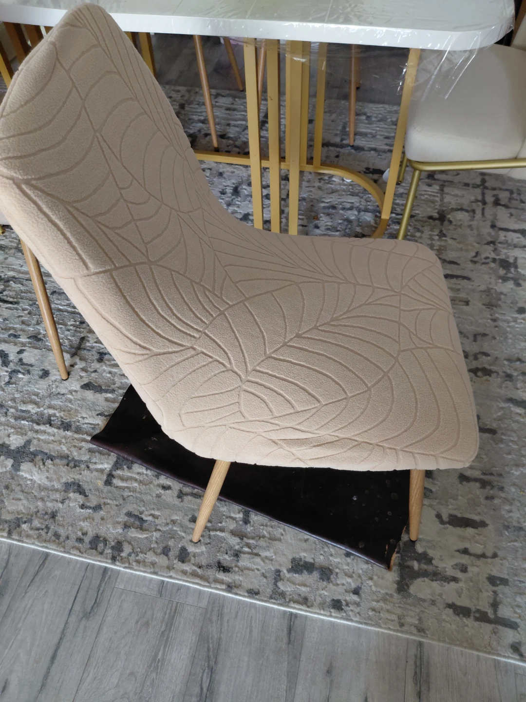 4 Beige Accent Chair cover with Leaf Pattern - photo 2