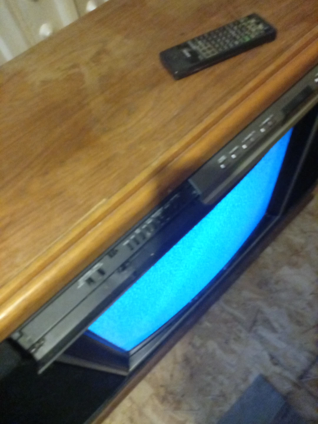 Sony CRT TV with Remote - photo 2