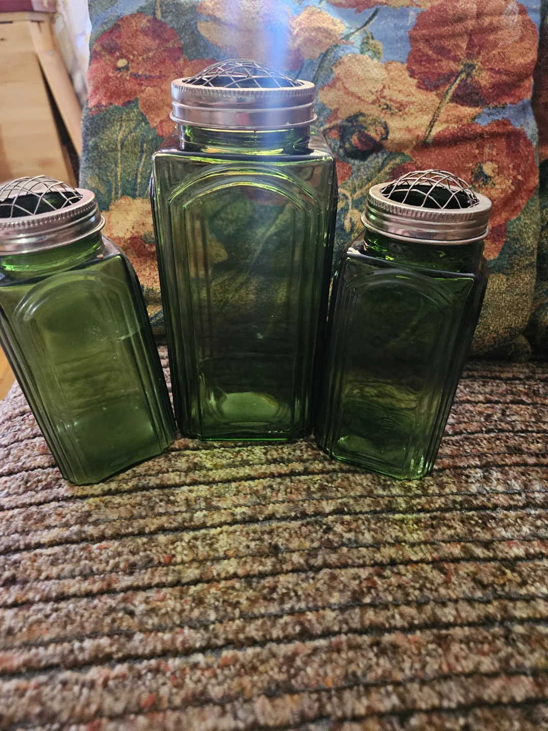 Set of 3 Green Emerald Glass Flower Frogs Lid