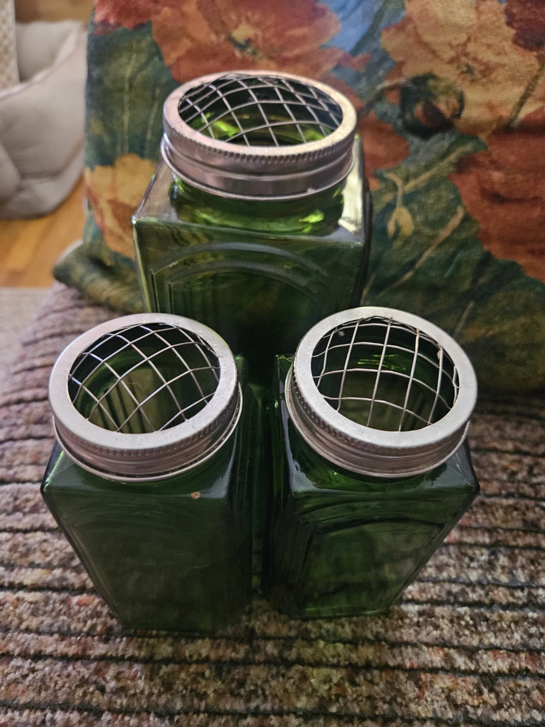 Set of 3 Green Emerald Glass Flower Frogs Lid - photo 3