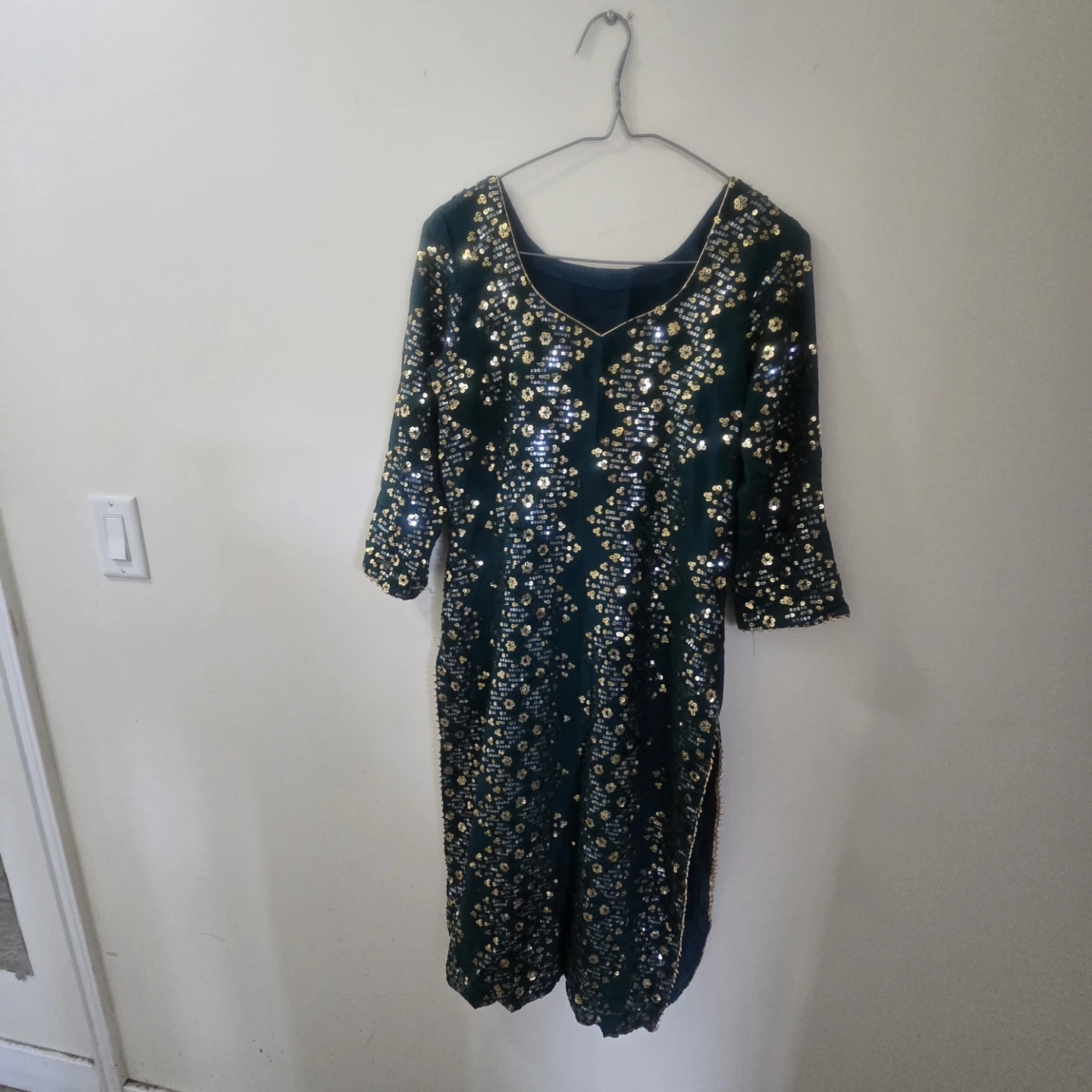 Assorted Women's Kurtis and Dresses - photo 3