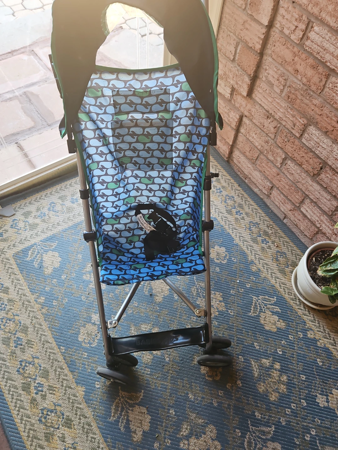 Lightweight Stroller with Whale Print - photo 2
