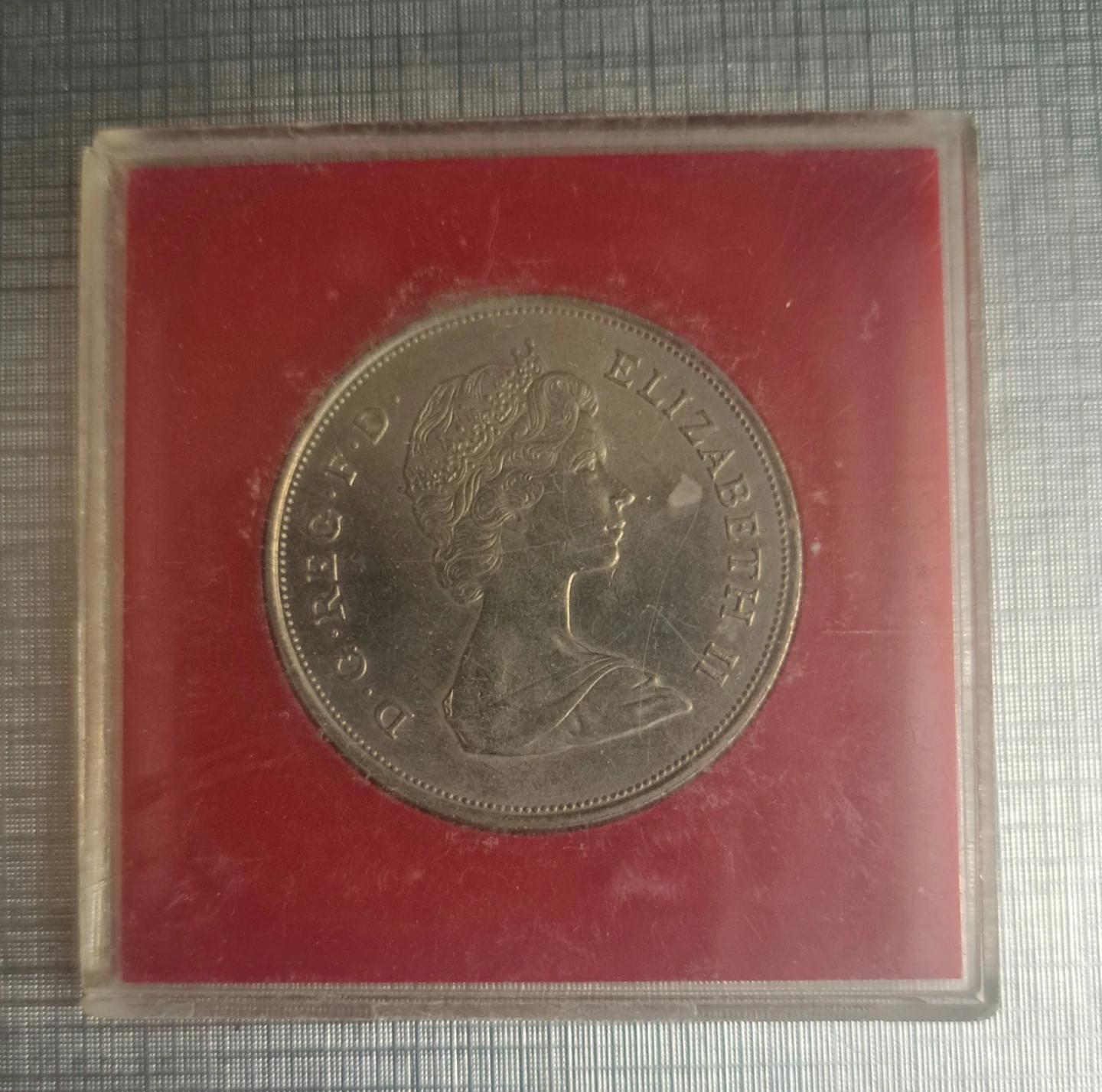 Coin 1981 Prince Charles & Lady Diana