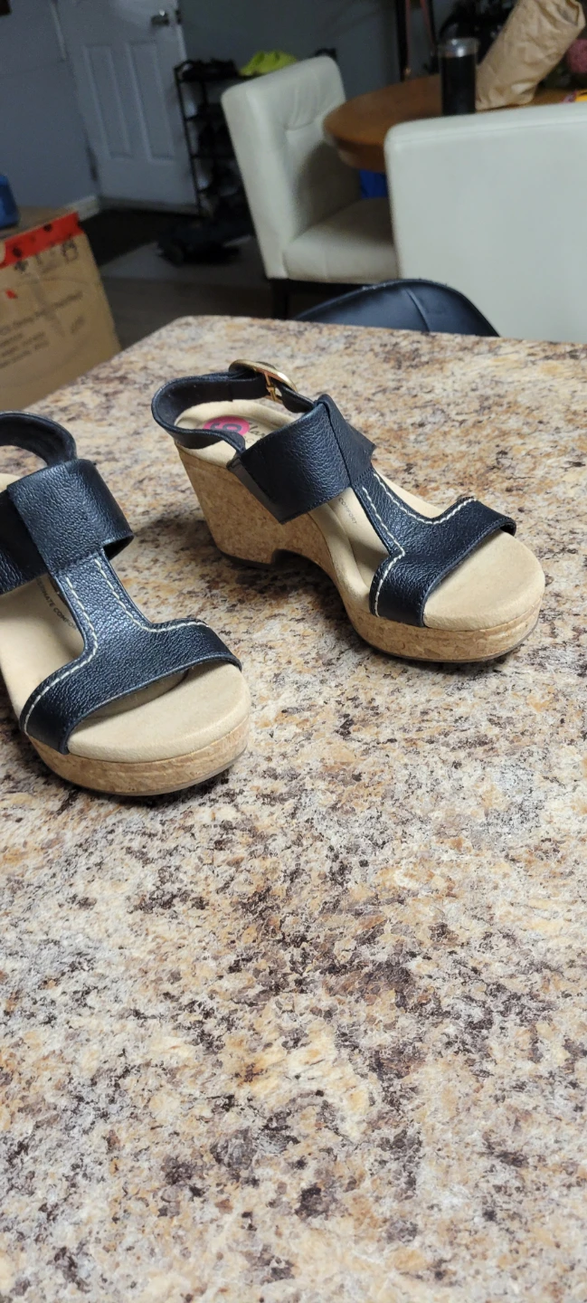 Clarks Collection Black Wedge Sandals Size 6 - photo 3