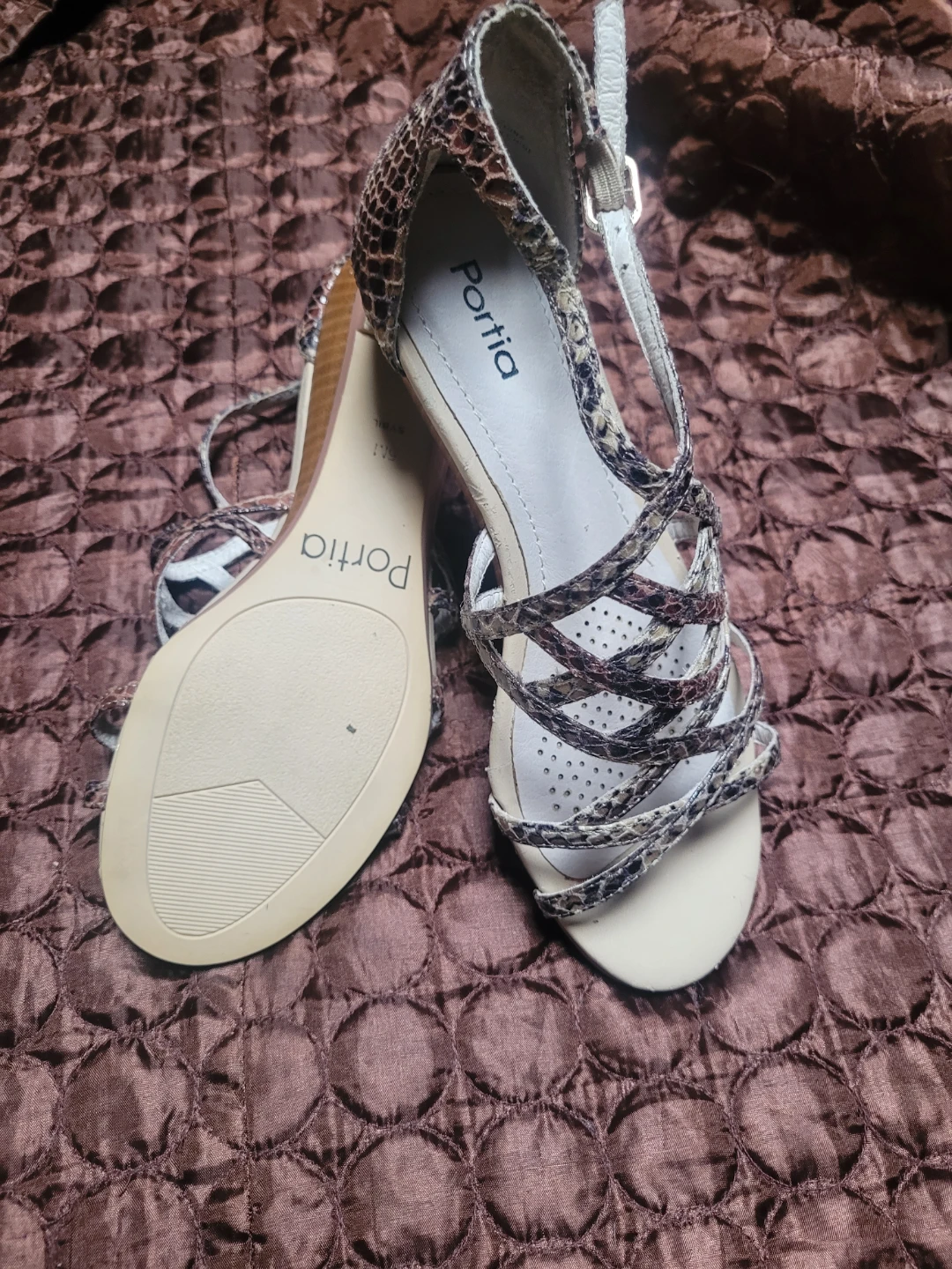 Size 5 portica sandles