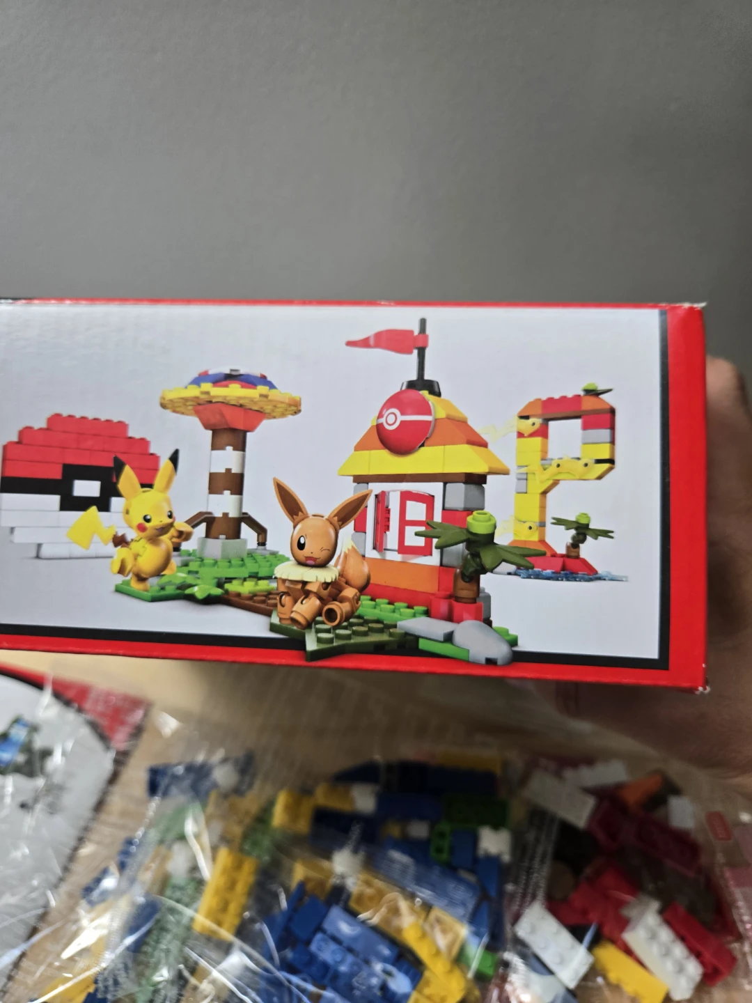 NEW Mega bloks pokemon pikachu evee - photo 3