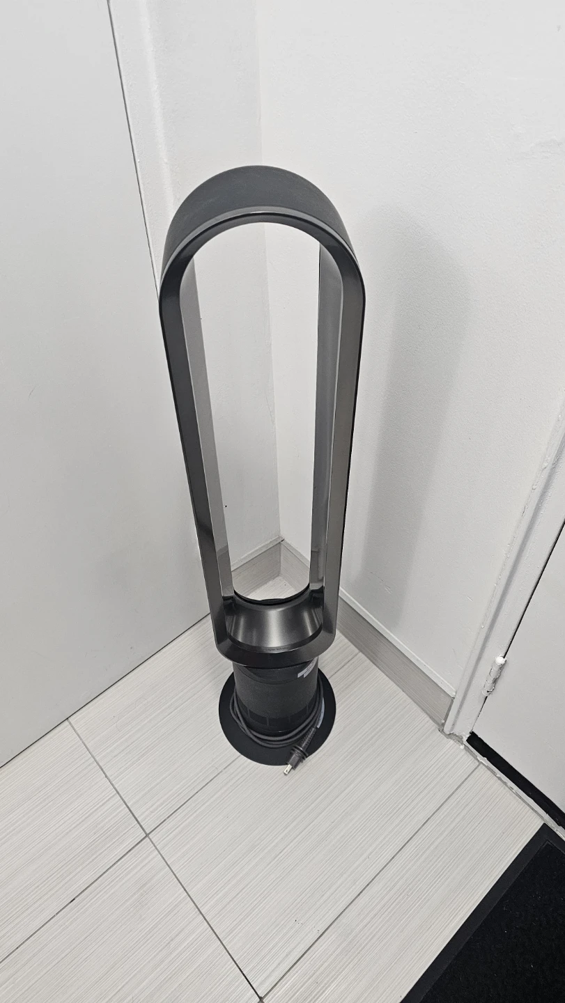 Dyson AM07 Tower fan