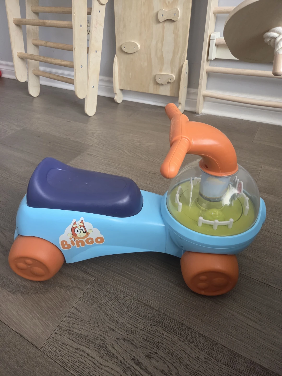 Keepy Uppy" de Bluey & Bingo
