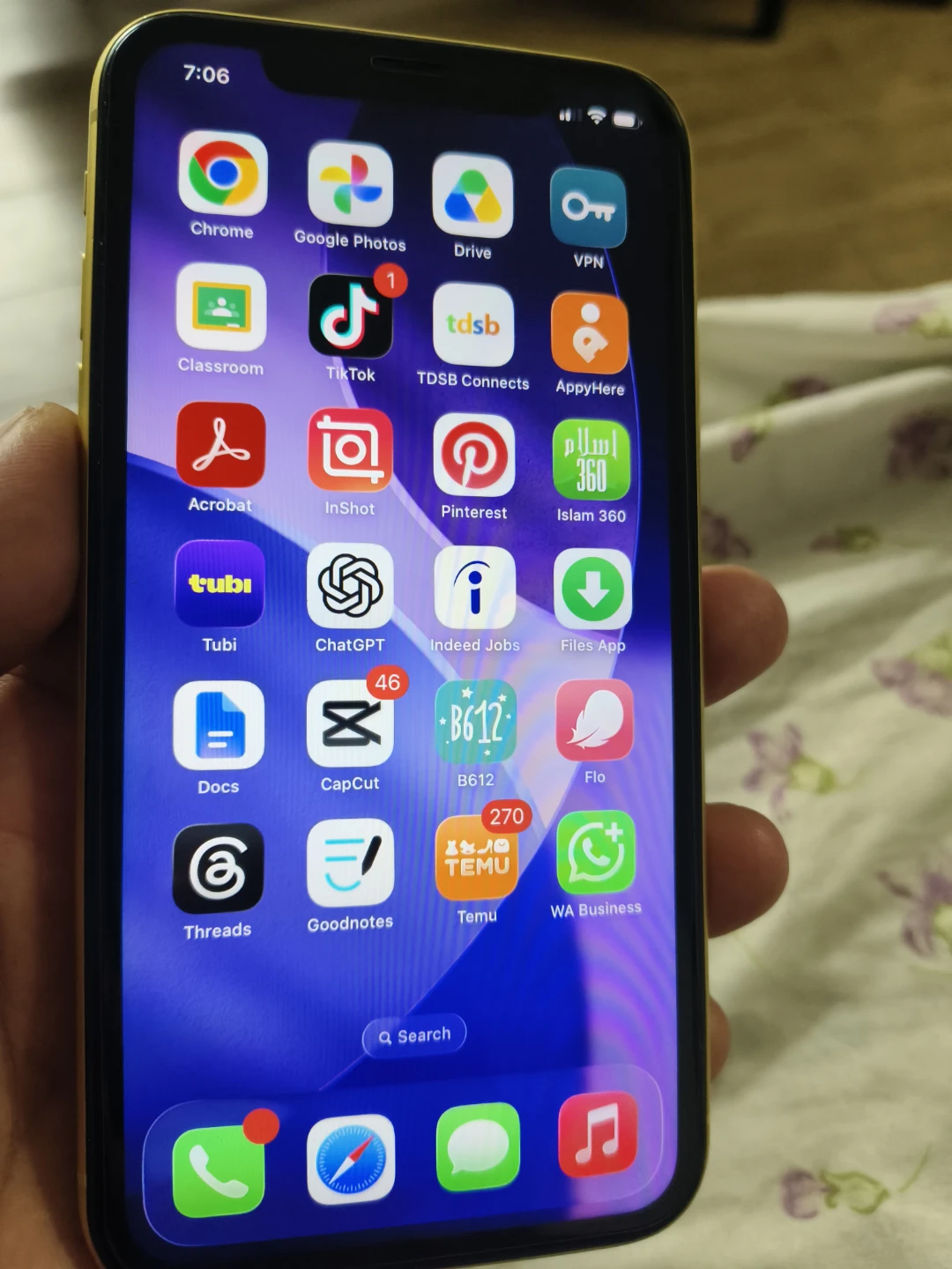 Apple iPhone 11 Yellow 128gb - photo 5