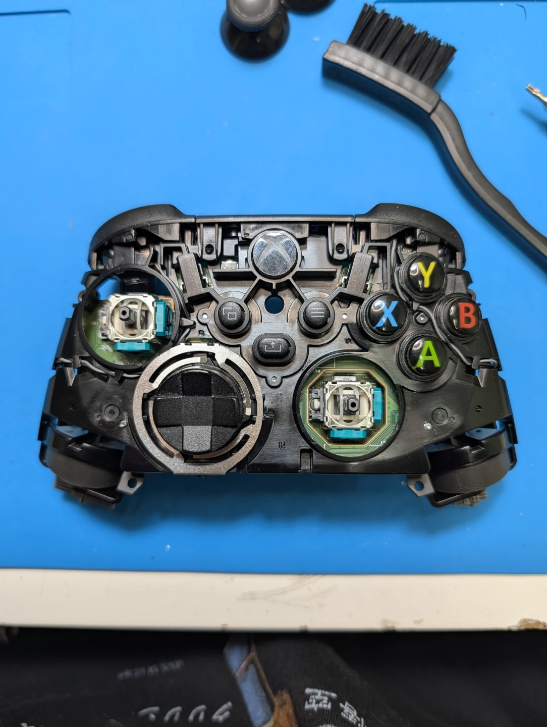 Xbox Series X/S Controller - Carbon Black w/TMR upgrade - photo 5