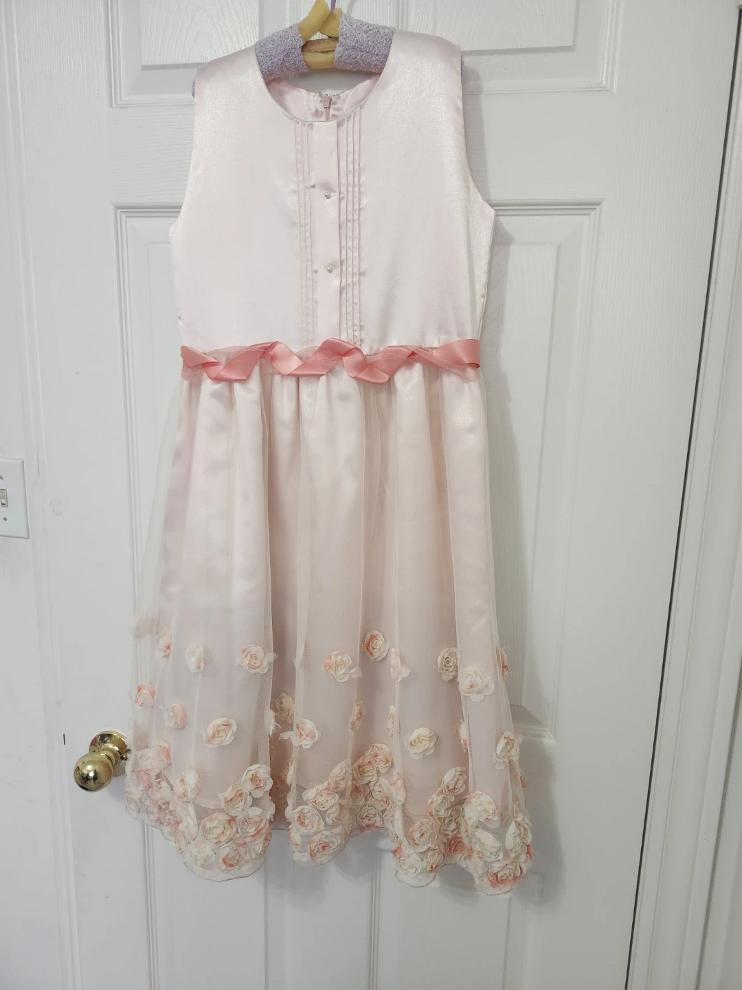 Pink Formal Dress with Rose Appliques