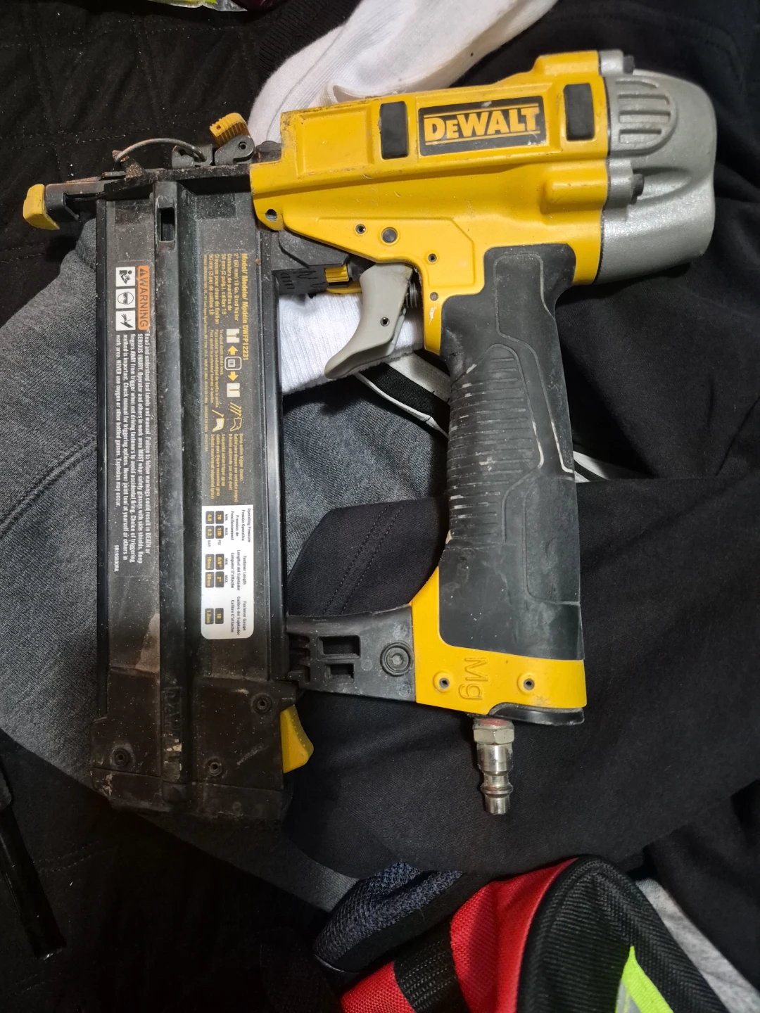 DeWalt Air Nailer