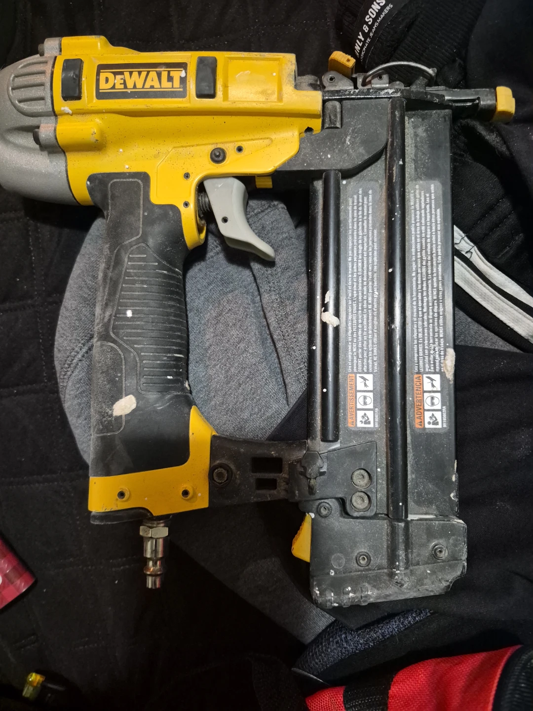 DeWalt Air Nailer - photo 2