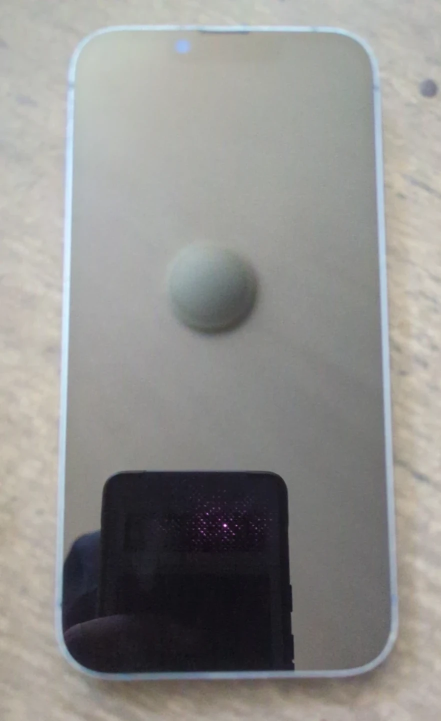iPhone 14 locked