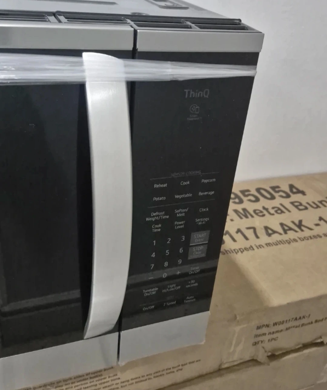 LG ThinQ over-the-range microwave - photo 2