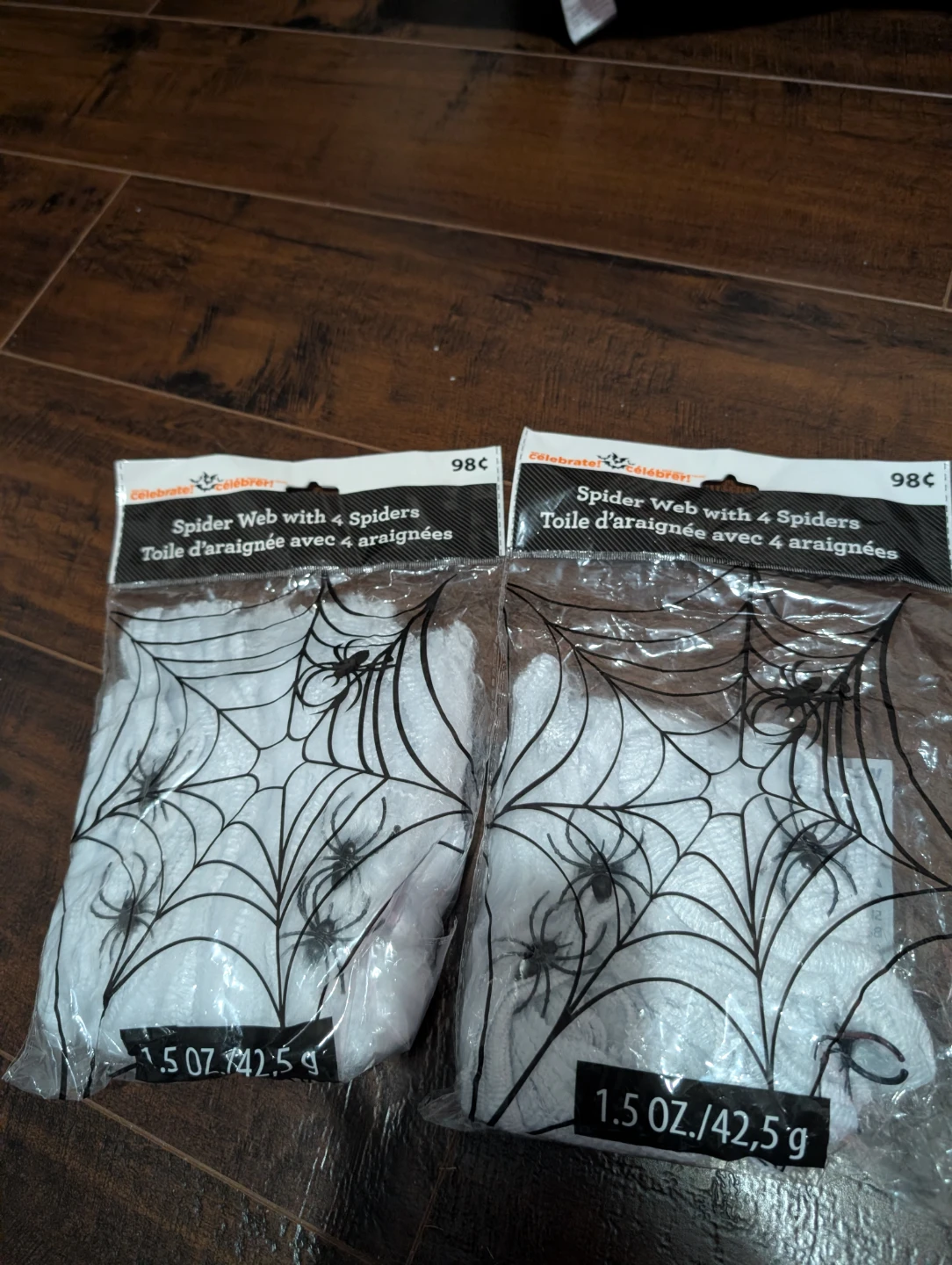 Celebrate Spider Web with 4 Spiders (2 Pack)