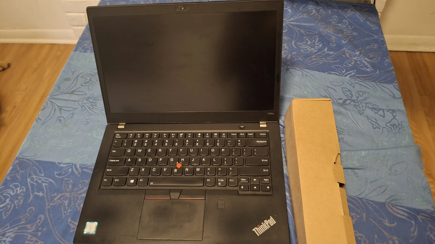Lenovo ThinkPad T480s Laptop - photo 3