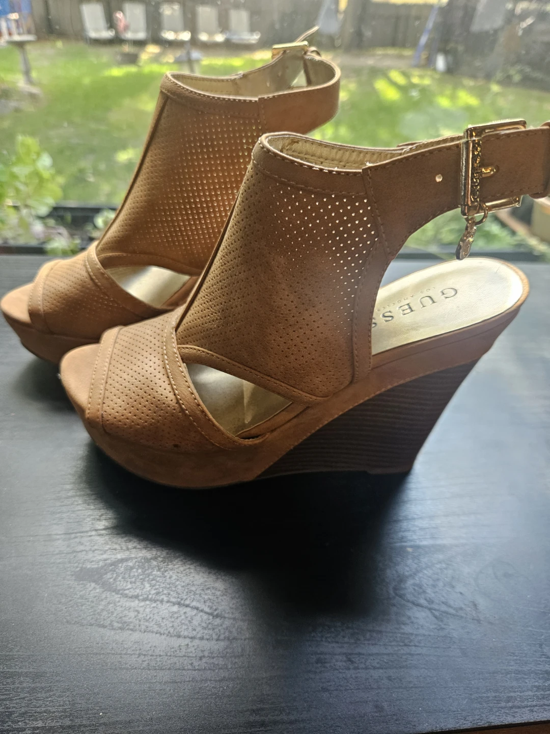 Guess Wedge Sandals - Size 7M - photo 3