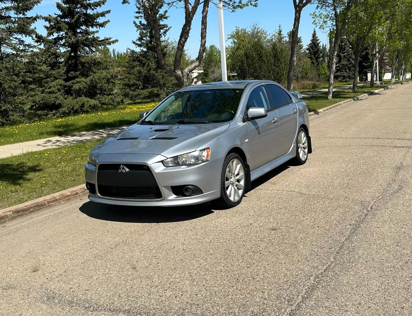 2010 Mitsubishi Ralliart Lancer (AWD) - photo 2