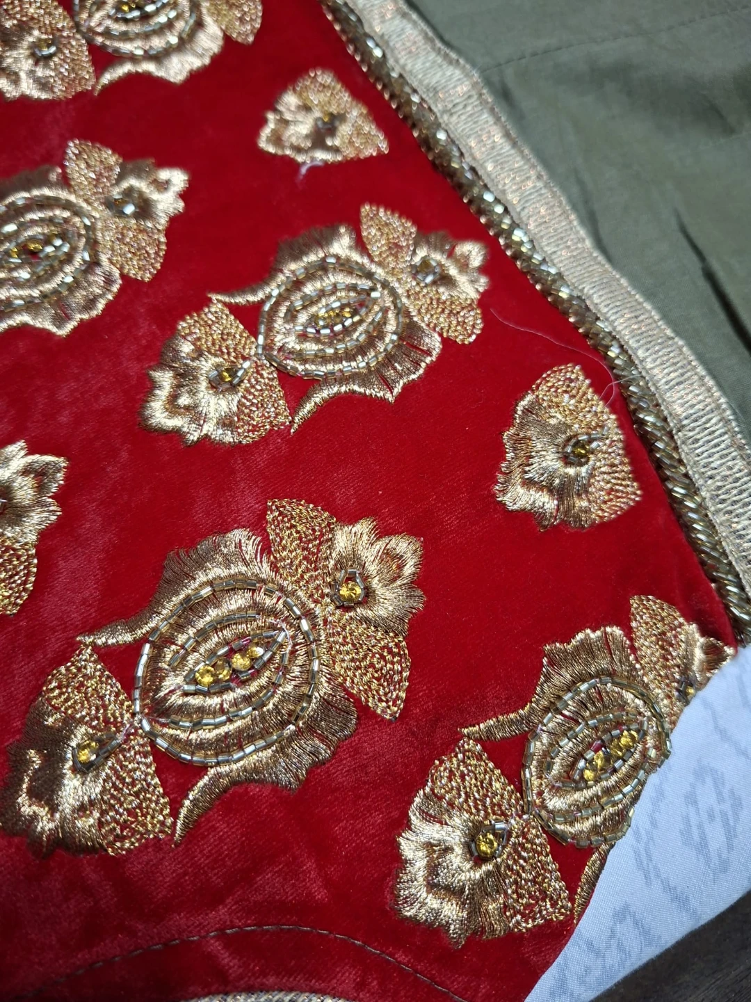 Embroidered Red and Olive Green Indian Wear XXL - photo 3