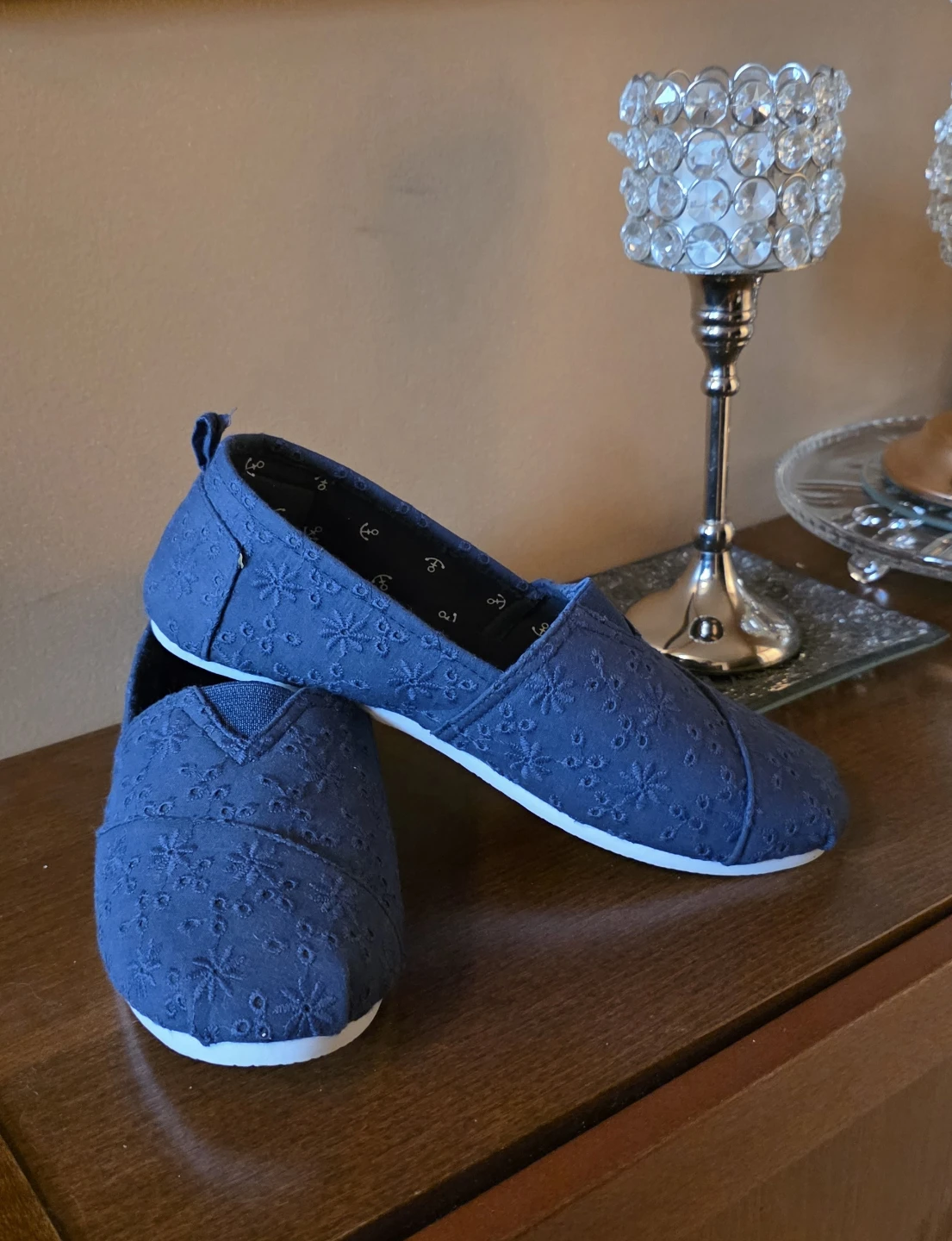 mySTYLE Navy Blue Embroidered Flats
