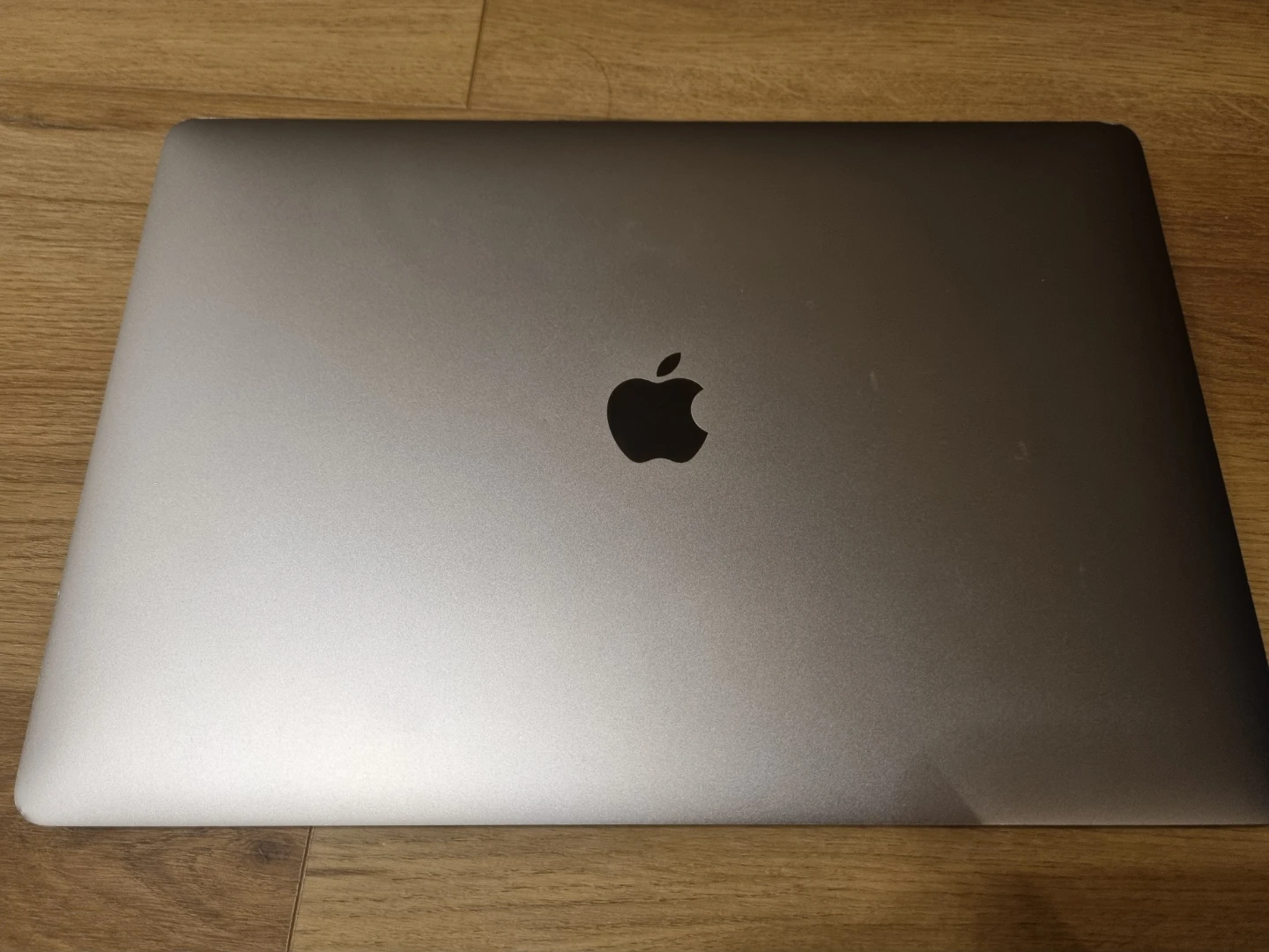 2018 MacBook Pro 15” | i7 | 16GB | 256GB