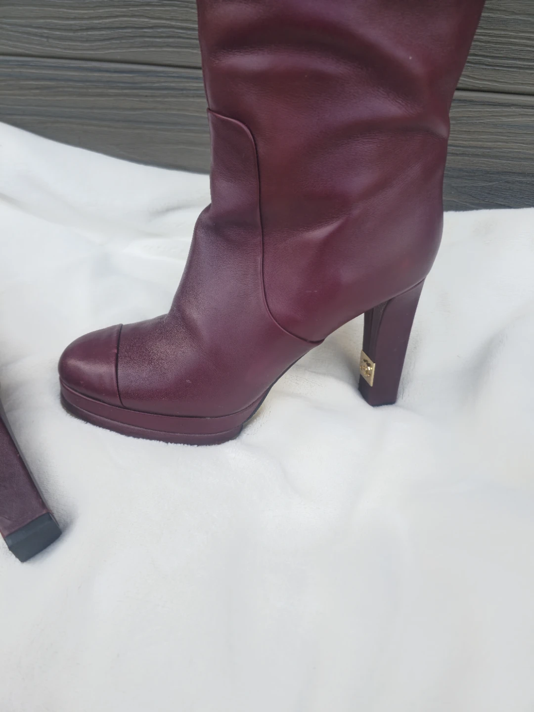 Chanel Burgundy Leather Knee-High Boots - photo 2