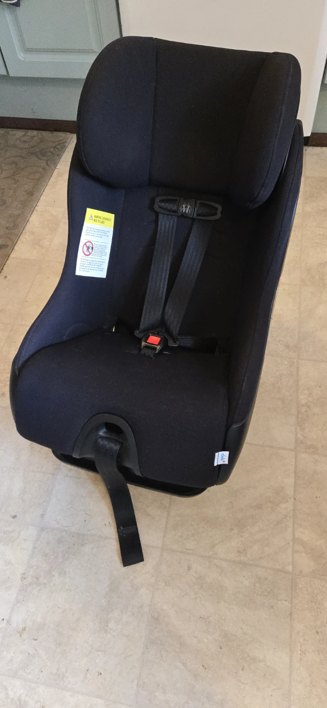 Clek FLLO Car Seat