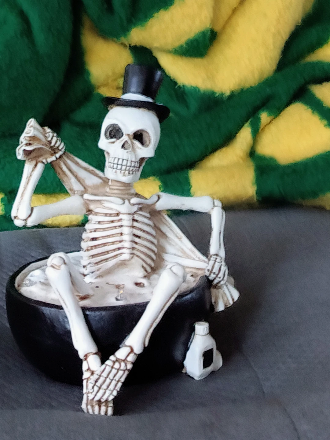 Halloween Toy From Country door with working battery small light - photo 2