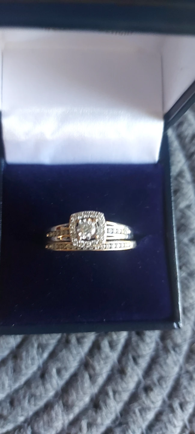 Griffin Jewellery Diamond Ring Set