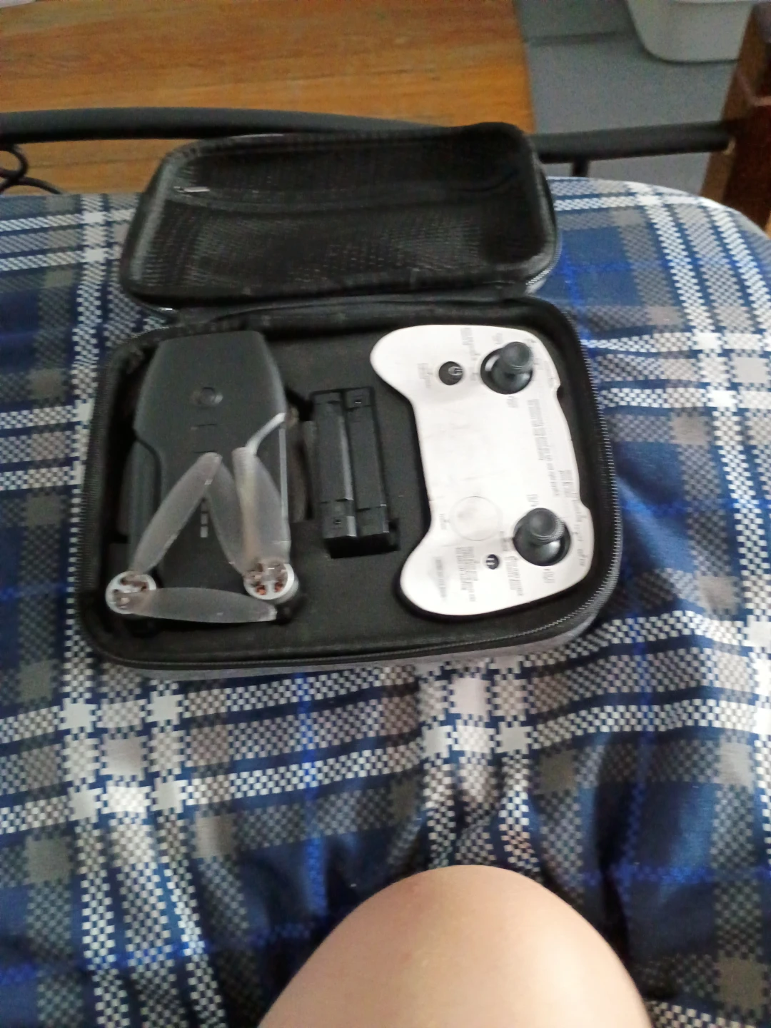 Mini Drone with Remote Control and Carrying Case - photo 4