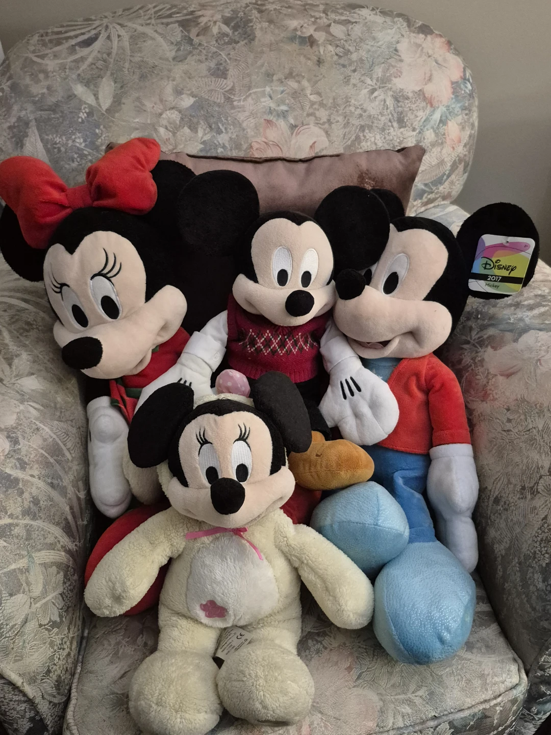 Disney Mickey & Minnie Mouse Plush Toys (2017)