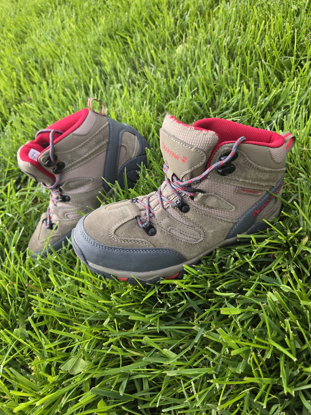 Size 7 Hiking Boots