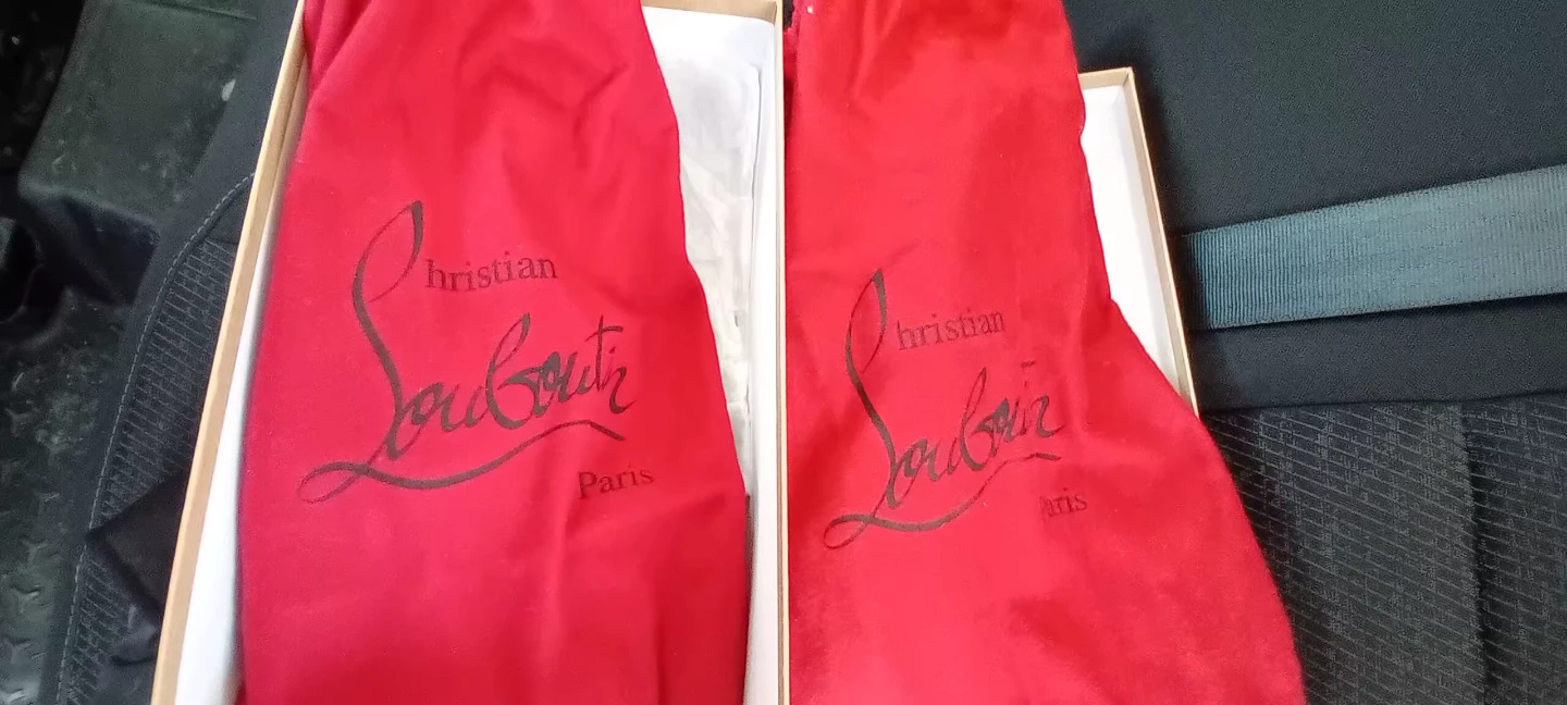 Christian Louboutin Shoes Paris - photo 3