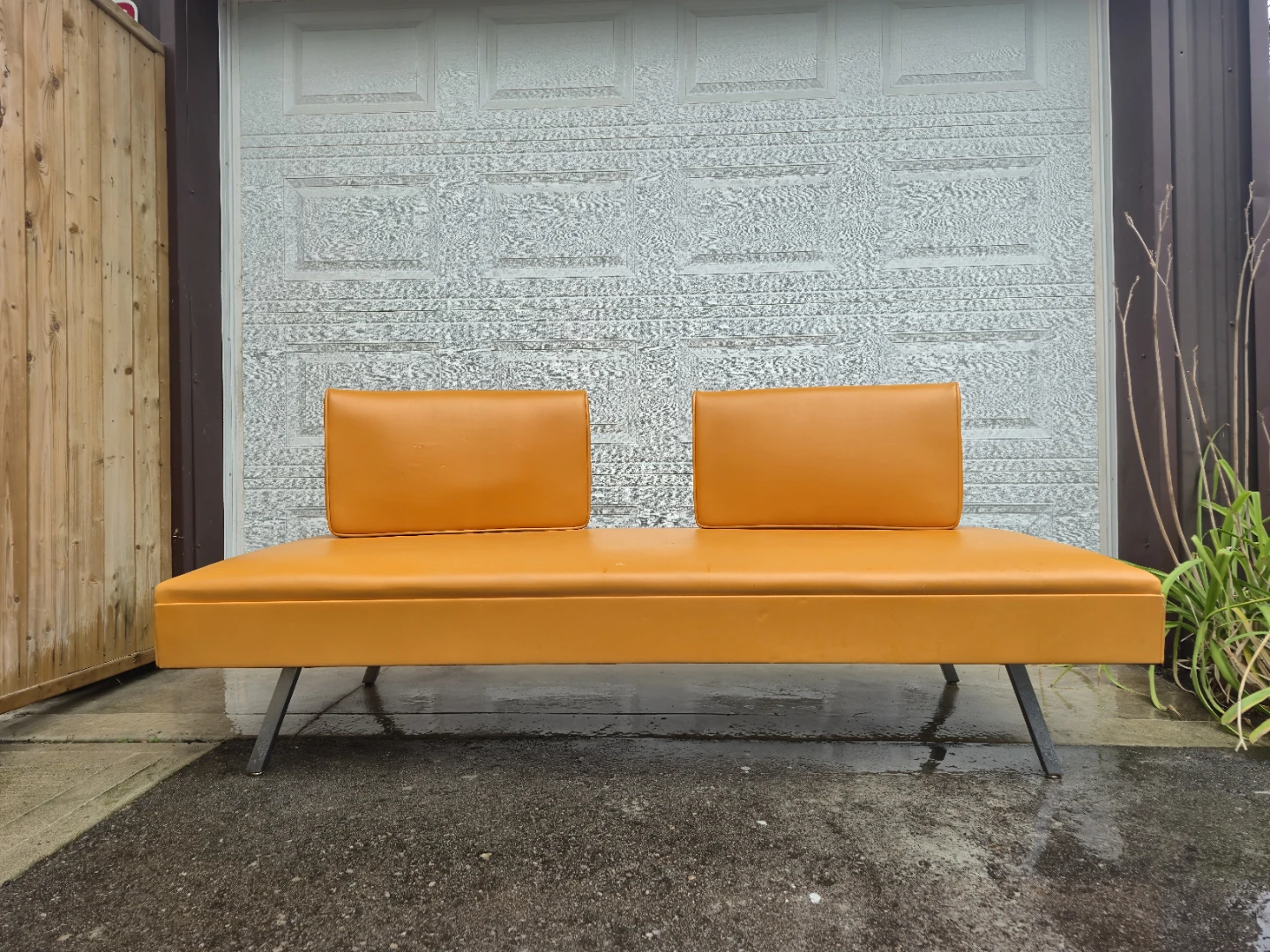 Pristine Vintage Curtis Sofa - photo 5