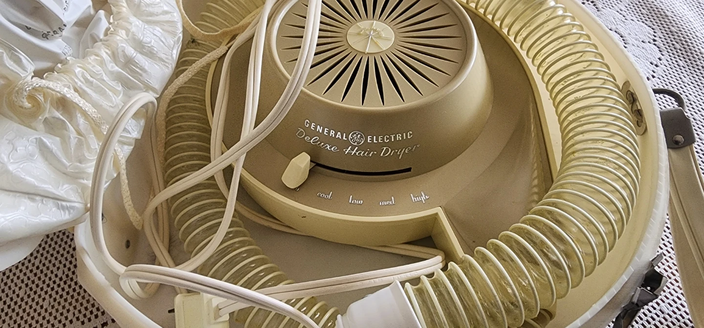 GE Deluxe Hair Dryer - Vintage Portable Hood Dryer