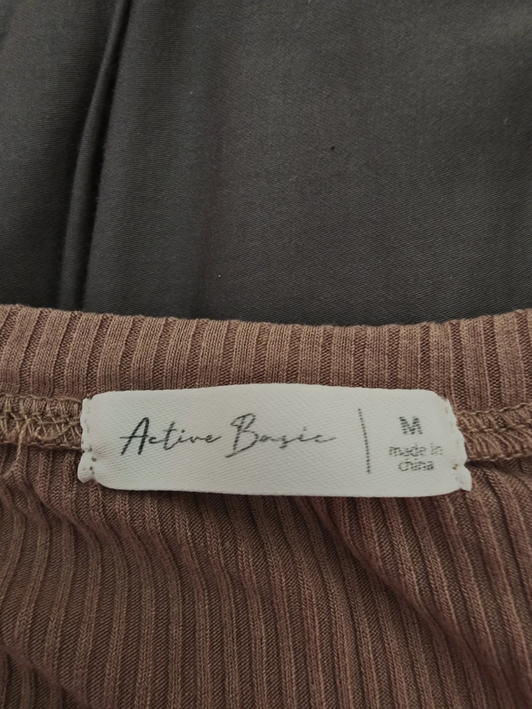 Active Basic Ribbed V-Neck T-Shirt - photo 2