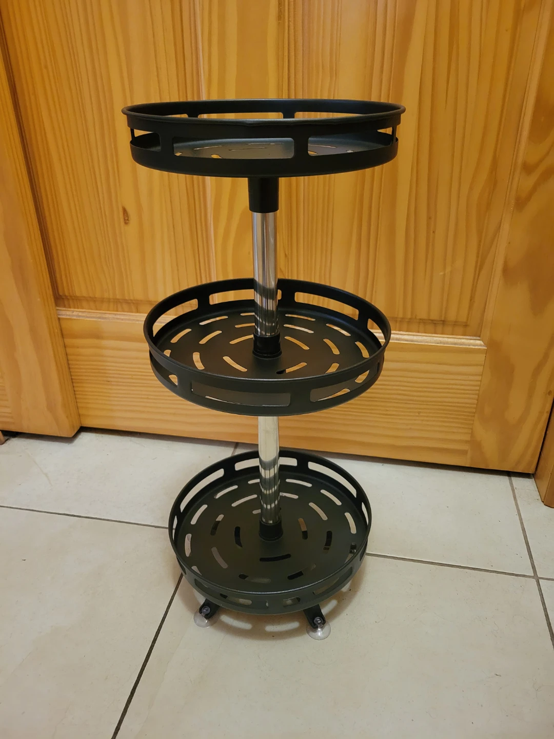 Brand new! 3-Tier Rotating Rack