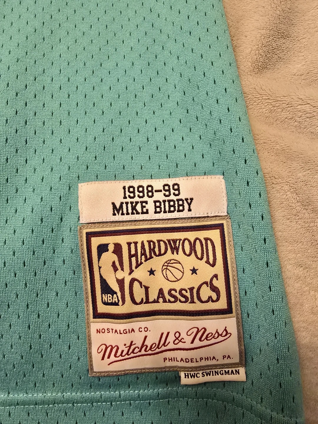 Vancouver Grizzlies - Mike Bibby Jersey - photo 2