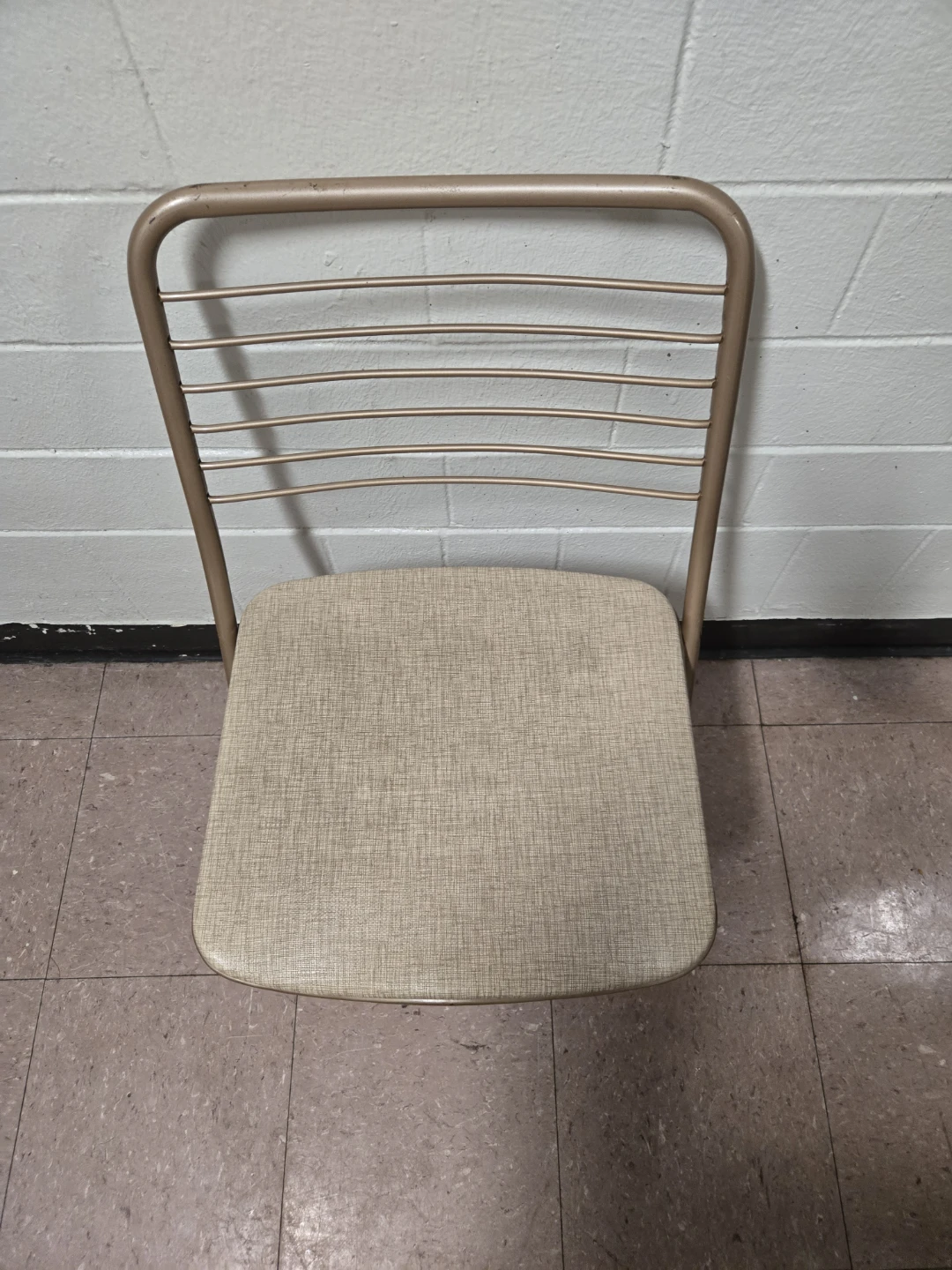 Vintage Mid-Century Gold Metal Folding Chair - photo 3