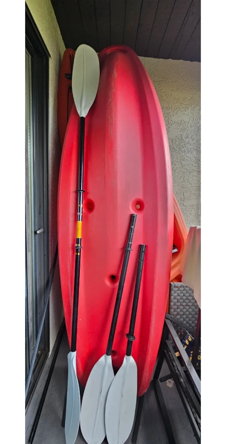 2  Kayaks with Paddles for both & 2 Life jackets ALL INCLUDED! - photo 3