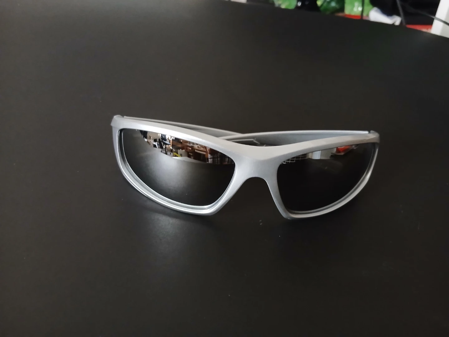 Silver mirrored sunglasses