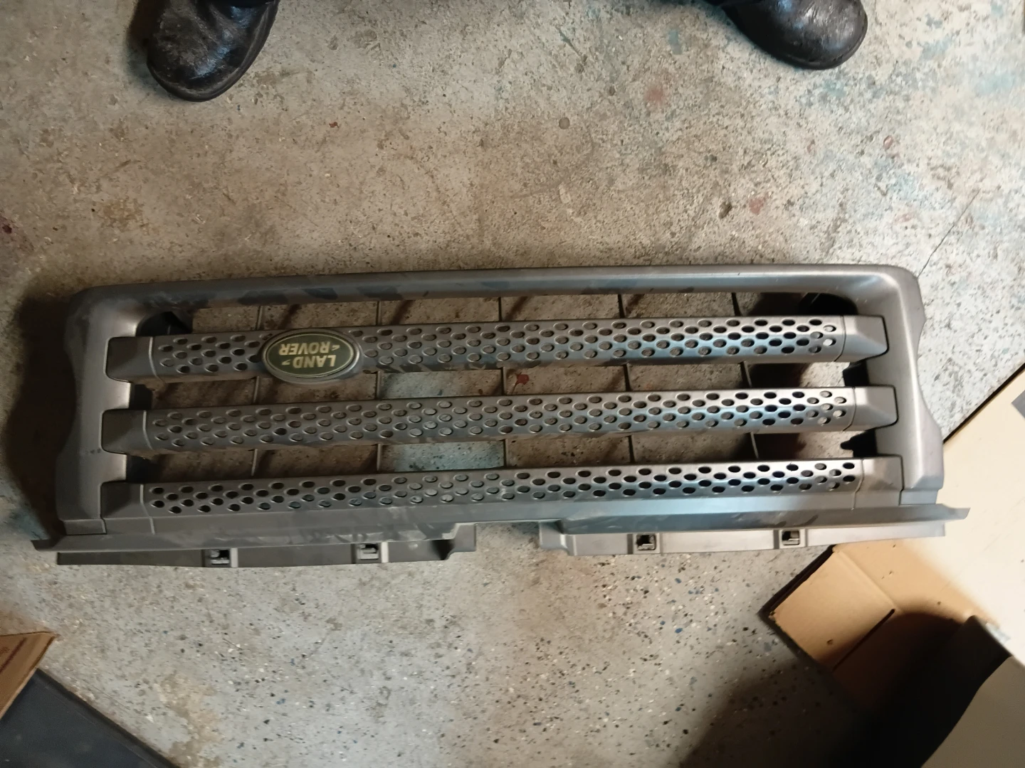 Land Rover Grille
