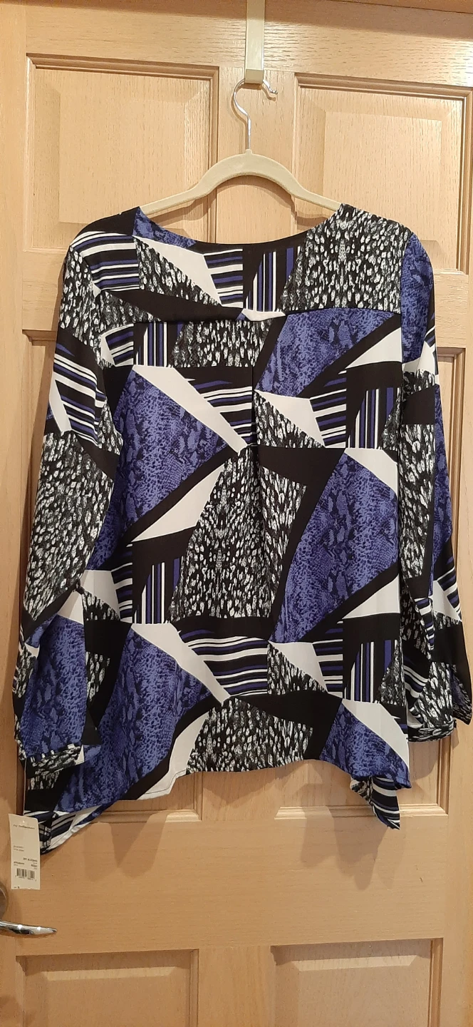NY Collection Sky Blizzard  Women Top Size Medium - photo 2