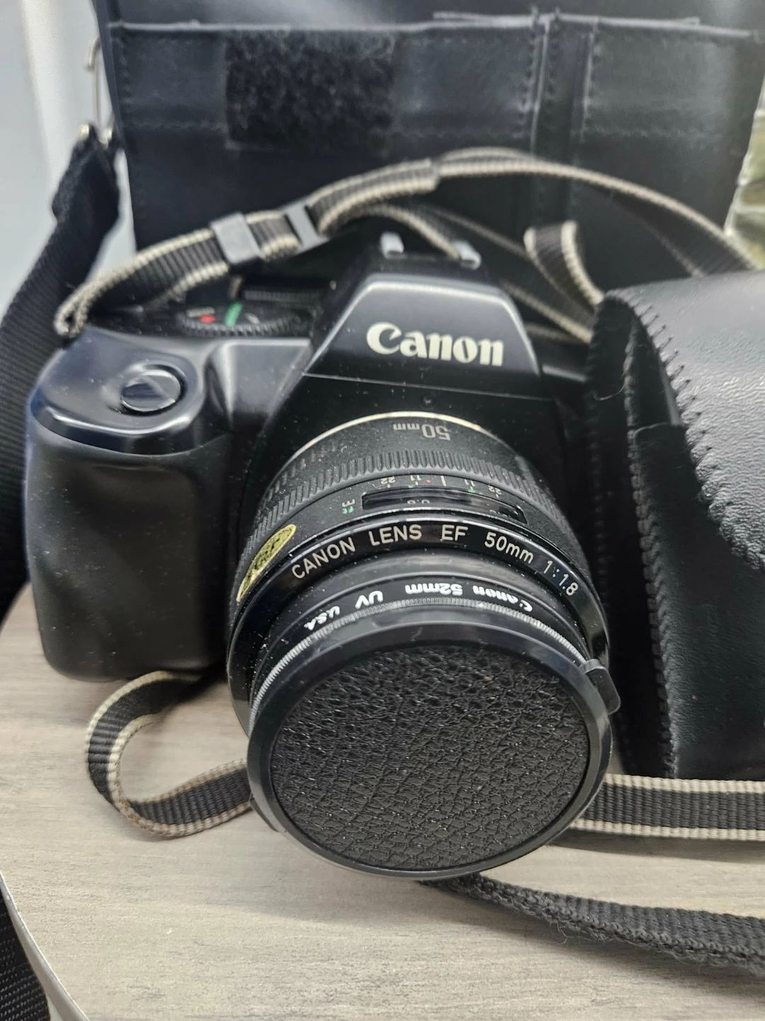 Canon EOS 750D Camera with 50mm Lens and Bag