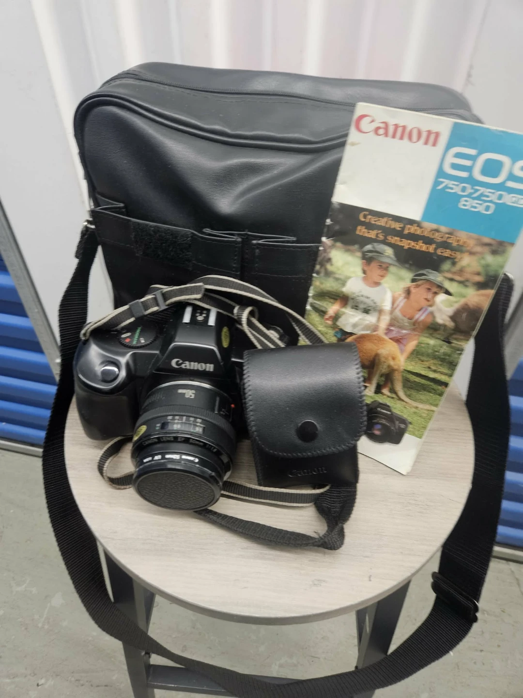 Canon EOS 750D Camera with 50mm Lens and Bag - photo 3