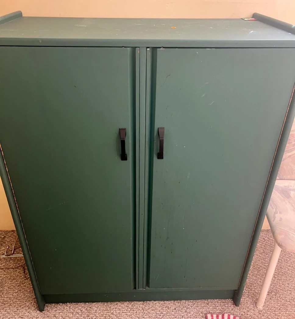 Green cabinet pine dresser TAKE 2 FOR $40 FREE DELIVERY - photo 2