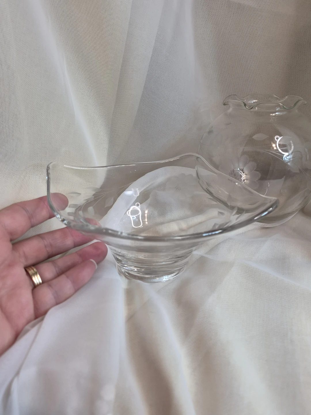 Lot of 3 Vintage Etched Cornflower Glass Items - photo 5