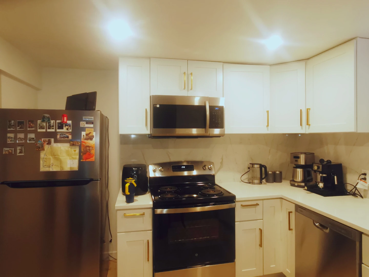 Room for rent  in Marlborough with just one other roommate - photo 2