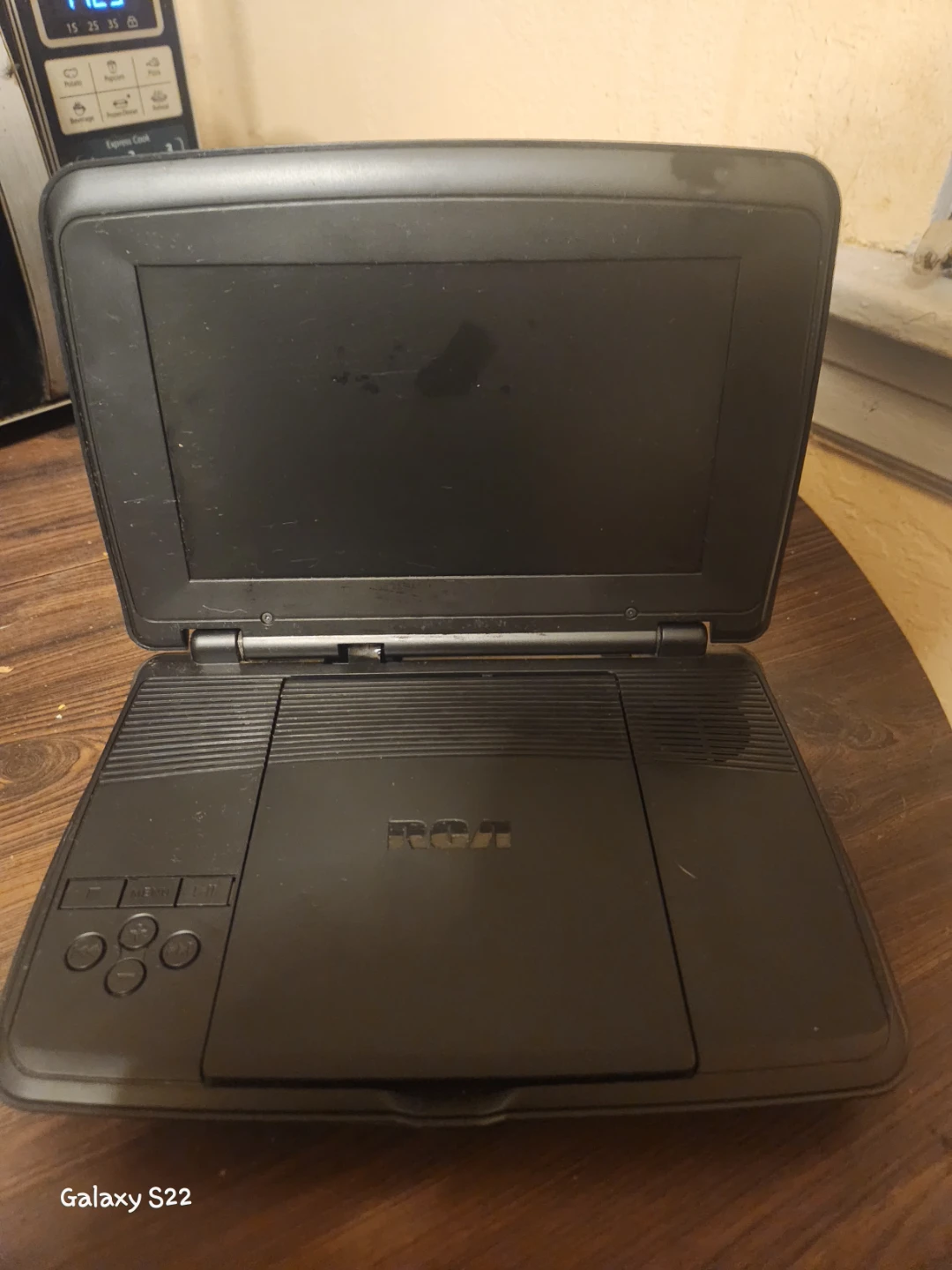 RCA Portable DVD Player